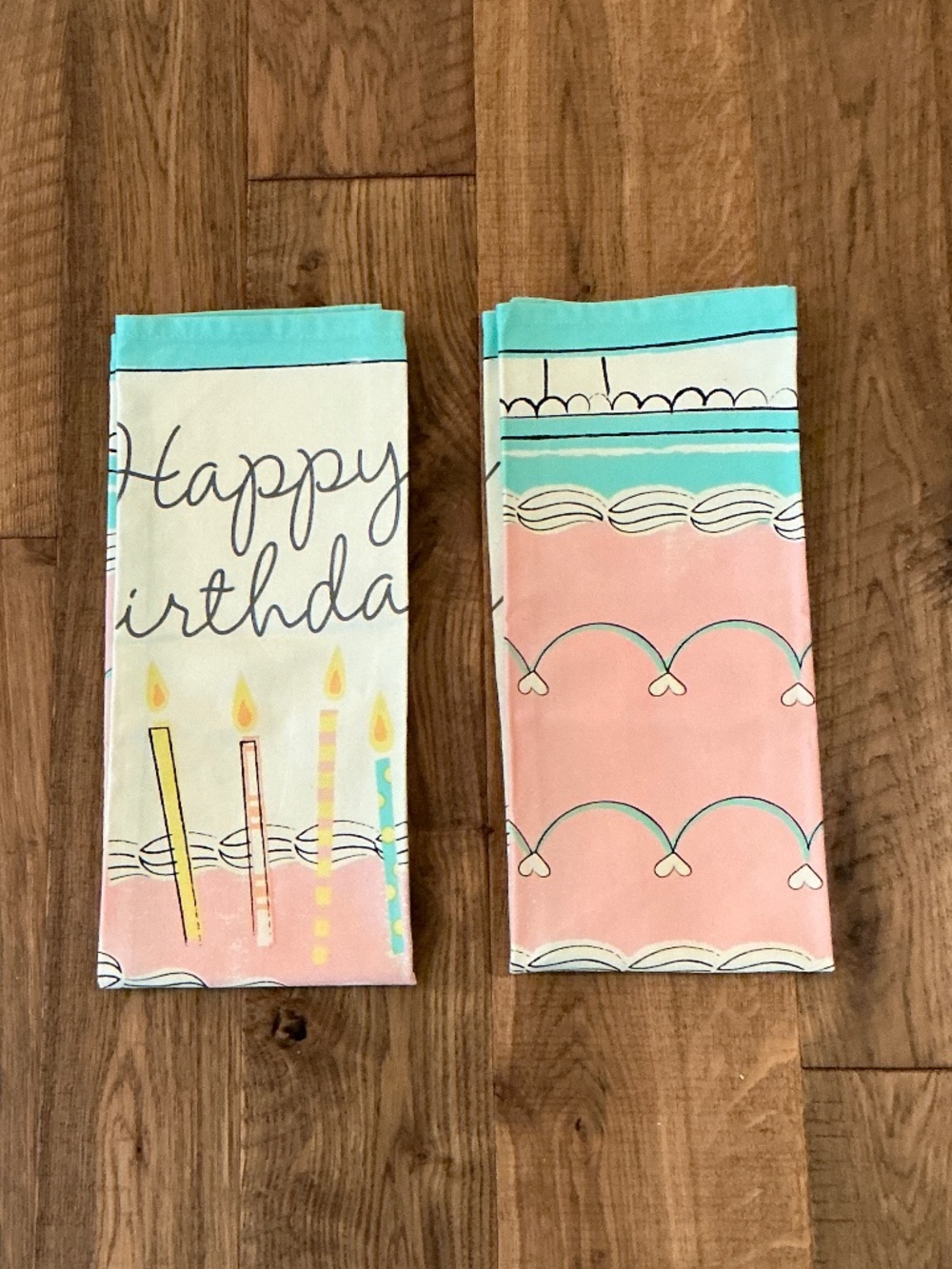 SUR LA TABLE  Kitchen Towel Set Happy Birthday